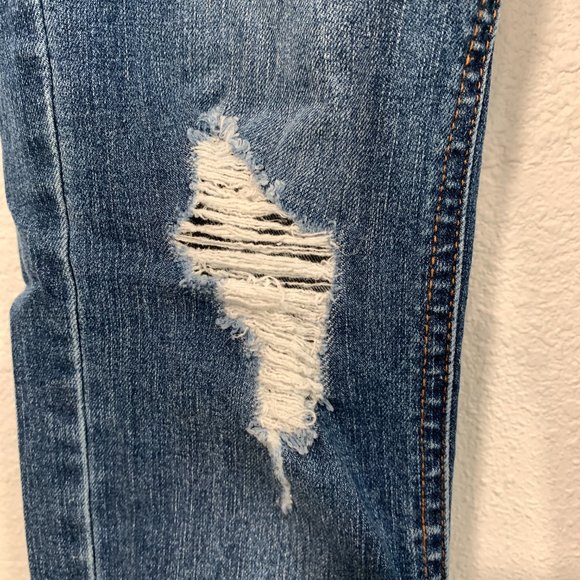 Wild Fable Highest Rise Skinny Jeans Blue Stretch Distressed Holes 24x28 Size 00 - Picture 9 of 10